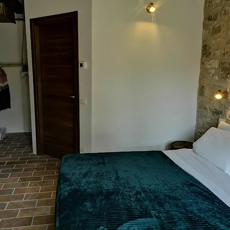 Casa Giogano * San Leo